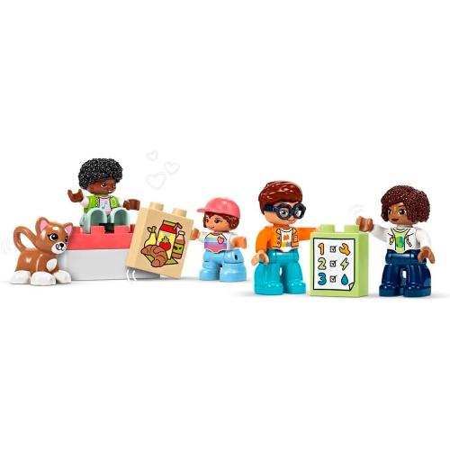 Конструктор Lego Duplo 10428 Большой пассажирский поезд фото 2