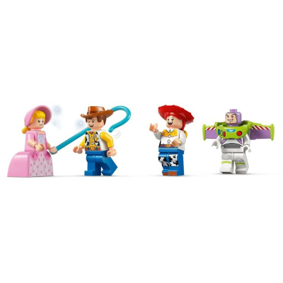 Конструктор Lego Disney 43264 Праздничный поезд и машинка 02