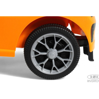 Детский толокар RiverToys Z004ZZ-B оранжевый 05