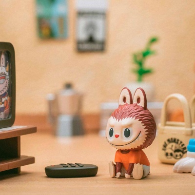 Фигурка сюрприз коллекционная The Monsters Home of the Elves Pop Mart 42492 5