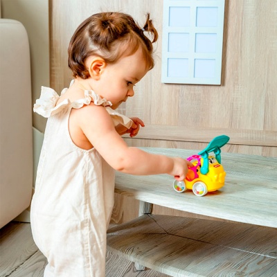 Музыкальная развивающая игрушка Музыкальный Бульдозер Люленьки Азбукварик 2968