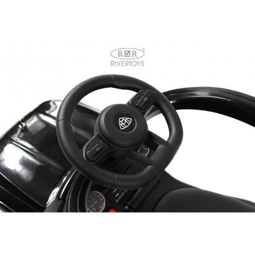 Детский толокар Mercedes-Benz G63 RiverToys Z003ZZ-A чёрный фото 4