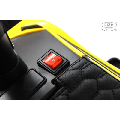 Детский толокар RiverToys M555MM-D жёлтый 02