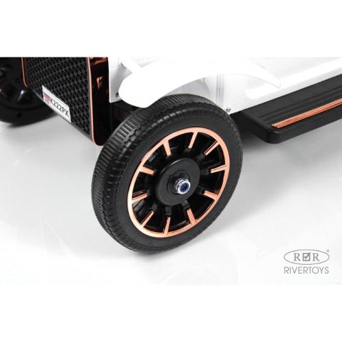 Детский электромобиль RiverToys K222PX белый фото 13
