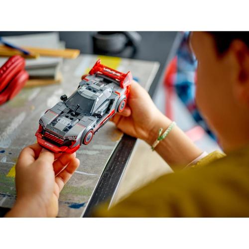 Конструктор Lego Speed Champions 76921 Гоночный автомобиль Audi S1 E-Tron Quattro фото 6