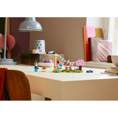 Конструктор Lego Animal Crossing 77046 День рождения Джулиана