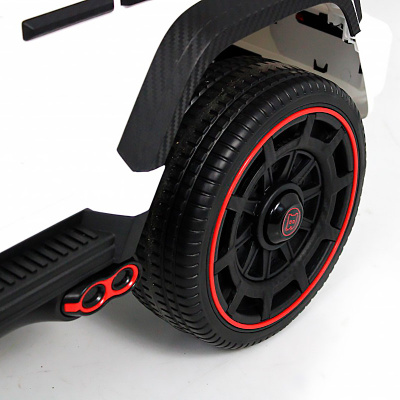 Детский электромобиль River Toys Z999ZZ белый