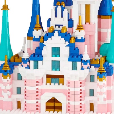 Конструктор Blockformers Замок 948 деталей свет 1toy Т26564 2