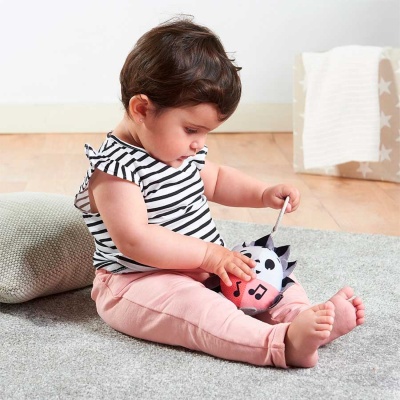 Игрушка-подвеска музыкальная Ёжик Засыпайка Tiny Love 1117301110