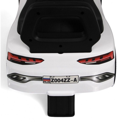 Детский толокар RiverToys Z004ZZ-A белый