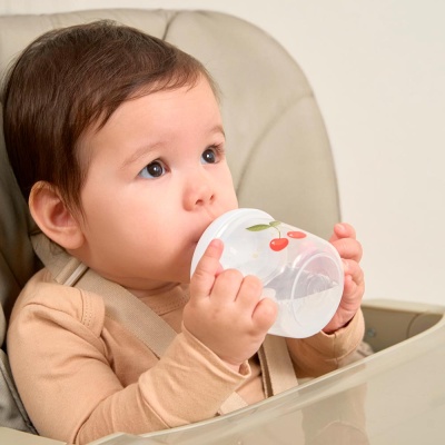 Поильник с ручками 170 мл Happy Baby 14001 cherry 4