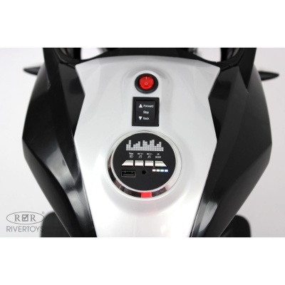 Детский электротрицикл RiverToys Z333ZZ чёрный 04