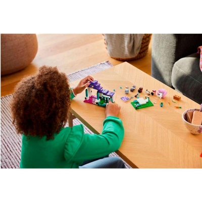 Конструктор Lego Minecraft 21253 Приют для животных