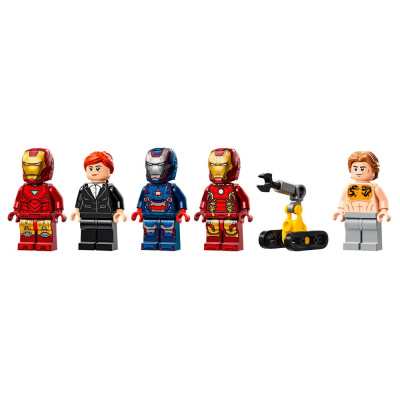 Конструктор Lego Super Heroes 76315 Лаборатория Железного человека: Зал костюмов 02