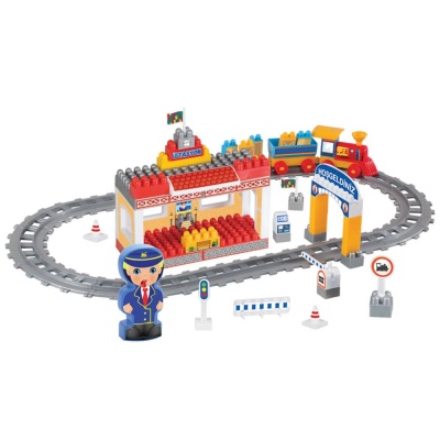 Конструктор Железнодорожная станция 61 деталь DeDe 03258 01