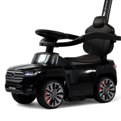 Детский толокар Toyota Land Cruiser 300 RiverToys Z002ZZ-B черный 3