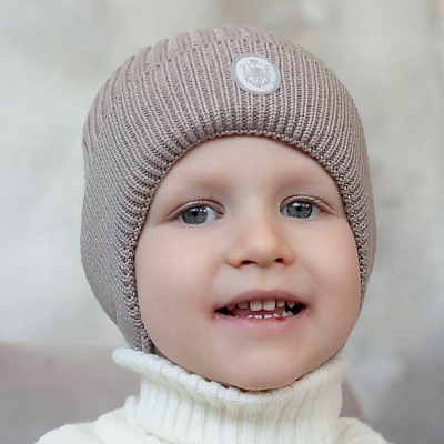 Шапка демисезонная на завязках Наследникъ НВ1027-КЧ 3