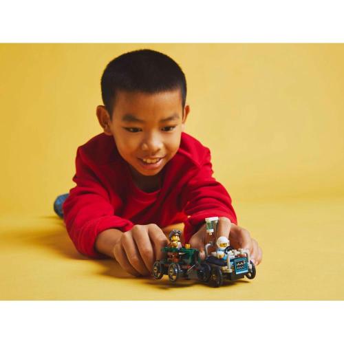 Конструктор Lego City 60459 Самолёт против машины скорой помощи фото 4