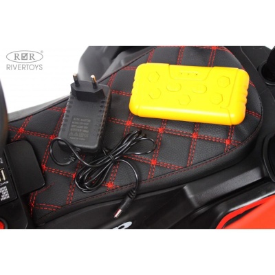 Детский электромобиль RiverToys G003GG красный