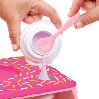 Игровой набор Yummiland Грузовичок с бальзамом для губ MGA 63878 04