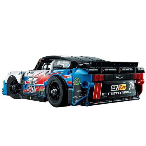 Конструктор Lego Technic 42153 Nascar: Chevrolet Camaro ZL1 нового поколения фото 4