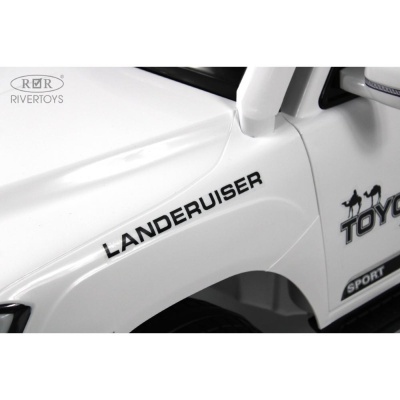 Детский электромобиль RiverToys G555GG белый