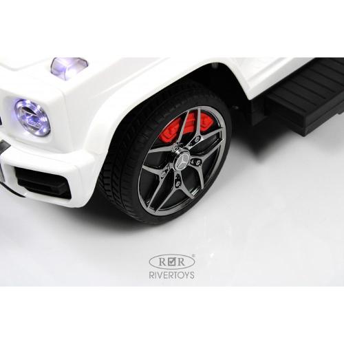 Детский толокар Mercedes-Benz G63 RiverToys Z001ZZ-C белый бриллиант фото 18