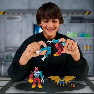Фигурки MrBeast Lab Огонь Лед Большая колба с 2 героями Moose 24909 4