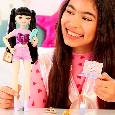 Кукла Барби Dream Besties Рене 29 см Mattel HYC24