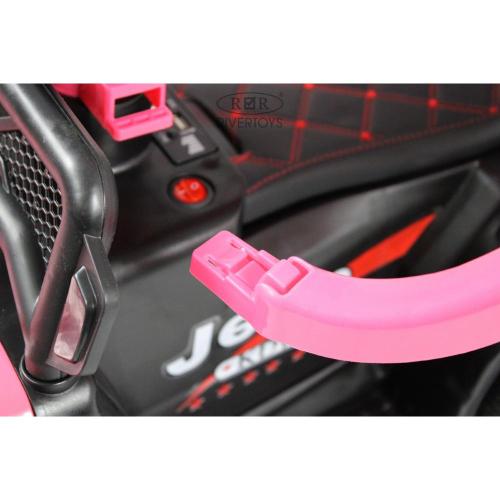 Детский электромобиль RiverToys G003GG розовый фото 16