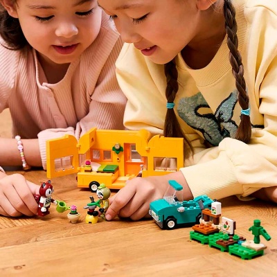 Конструктор Lego Animal Crossing 77054 Фургон и магазин в саду Лейфа 5