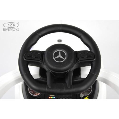 Детский толокар Mercedes-Benz G63 RiverToys Z001ZZ-B белый бриллиант фото 4