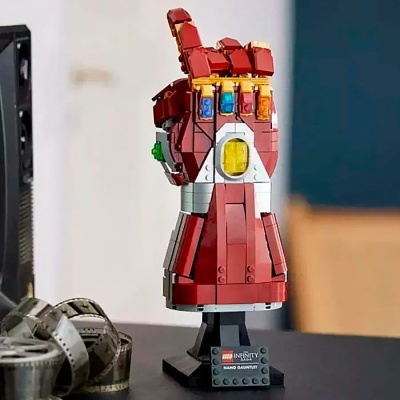 Конструктор Перчатка Железного человека 675 деталей 100001 2