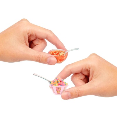 Игровой набор Mini Foods Cafe в шаре Miniverse MGA 42170/591818EUC 3