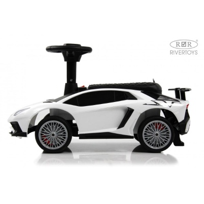 Детский толокар RiverToys M555MM-D белый 05