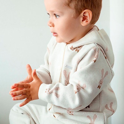 Комплект Зайка кардиган с капюшоном и брюки Наследникъ НВ6025-ЭК-БЖ 2