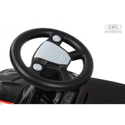 Детский толокар RiverToys L001LL-A чёрный фото 6