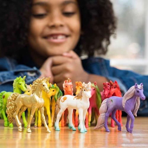 Игровая фигурка Жеребенок-единорог Клубника bayala Schleich 70705 фото 3