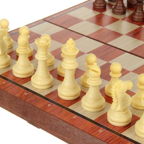Настольная игра Шахматы Veld Co 130735 фото 6