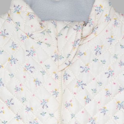 Жилет Цветы Чуди Кидс 479925П молочный 02