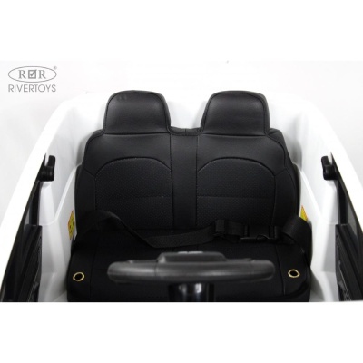 Детский электромобиль RiverToys G555GG белый
