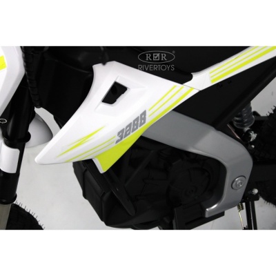 Детский электромотоцикл RiverToys E777KX белый 02