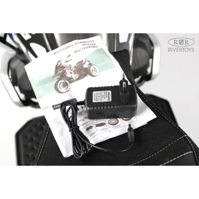 Детский электромотоцикл RiverToys М111БХ розовый