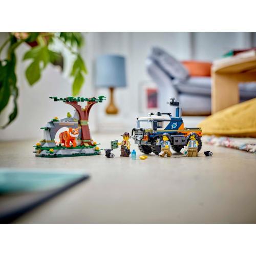 Конструктор Lego City 60426 Исследователь джунглей: грузовик для бездорожья фото 7