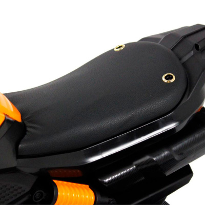 Детский электротрицикл RiverToys K002PX желтый