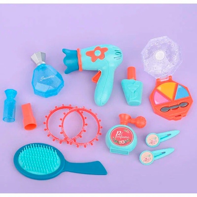 Игровой набор стилиста Модная девочка на батарейках Наша игрушка 16842 3