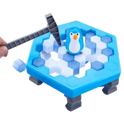 Игра настольная Пингвин на льду Dream Makers 1219