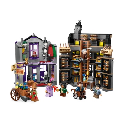 Конструктор Lego Harry Potter 76439 Лавка Олливандера и магазин мантий мадам Малкин 02