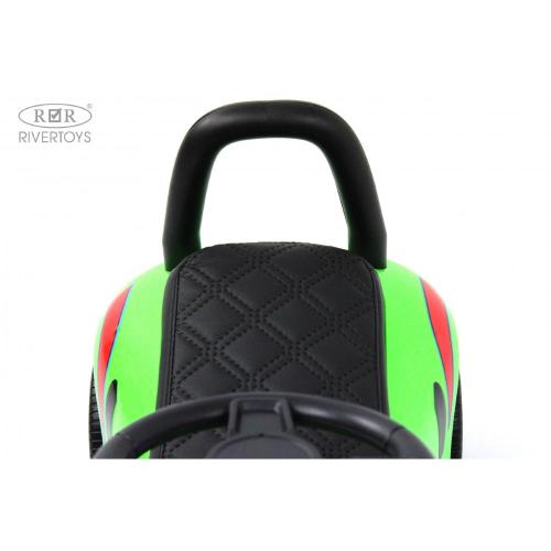 Детский толокар RiverToys F005FF зелёный фото 9