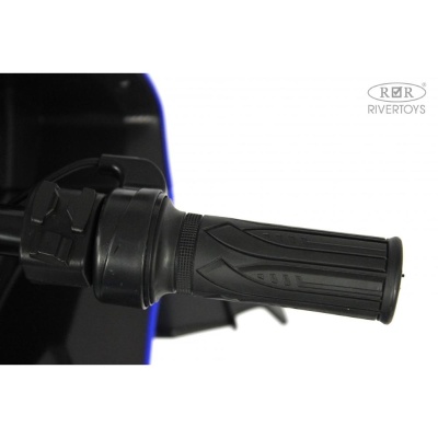 Детский электромотоцикл RiverToys М777БХ синий